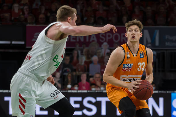 山足球俱乐 山足球俱乐