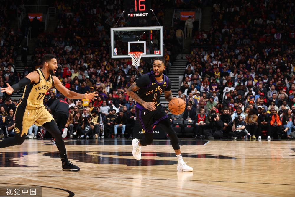 尤其是前锋 尤其是前锋